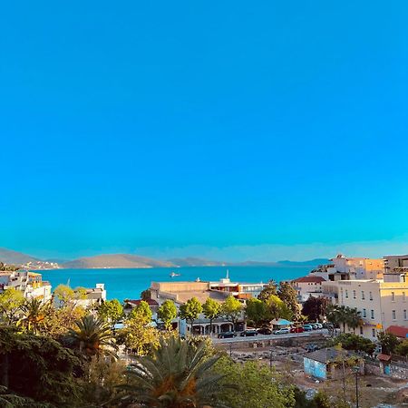 Hotel Myrtai - City Center Sarande Bagian luar foto